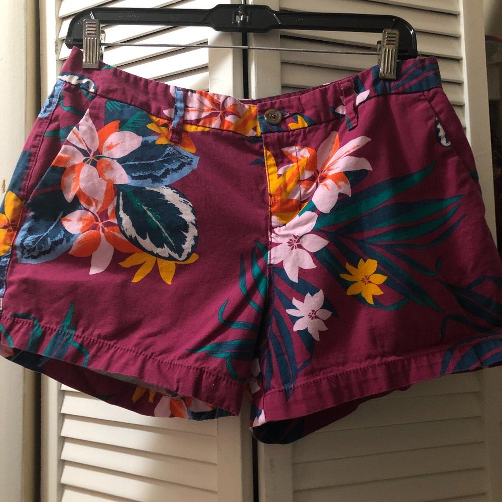 Old Navy Everyday Shorts Purple Hawaiian Floral sz 6